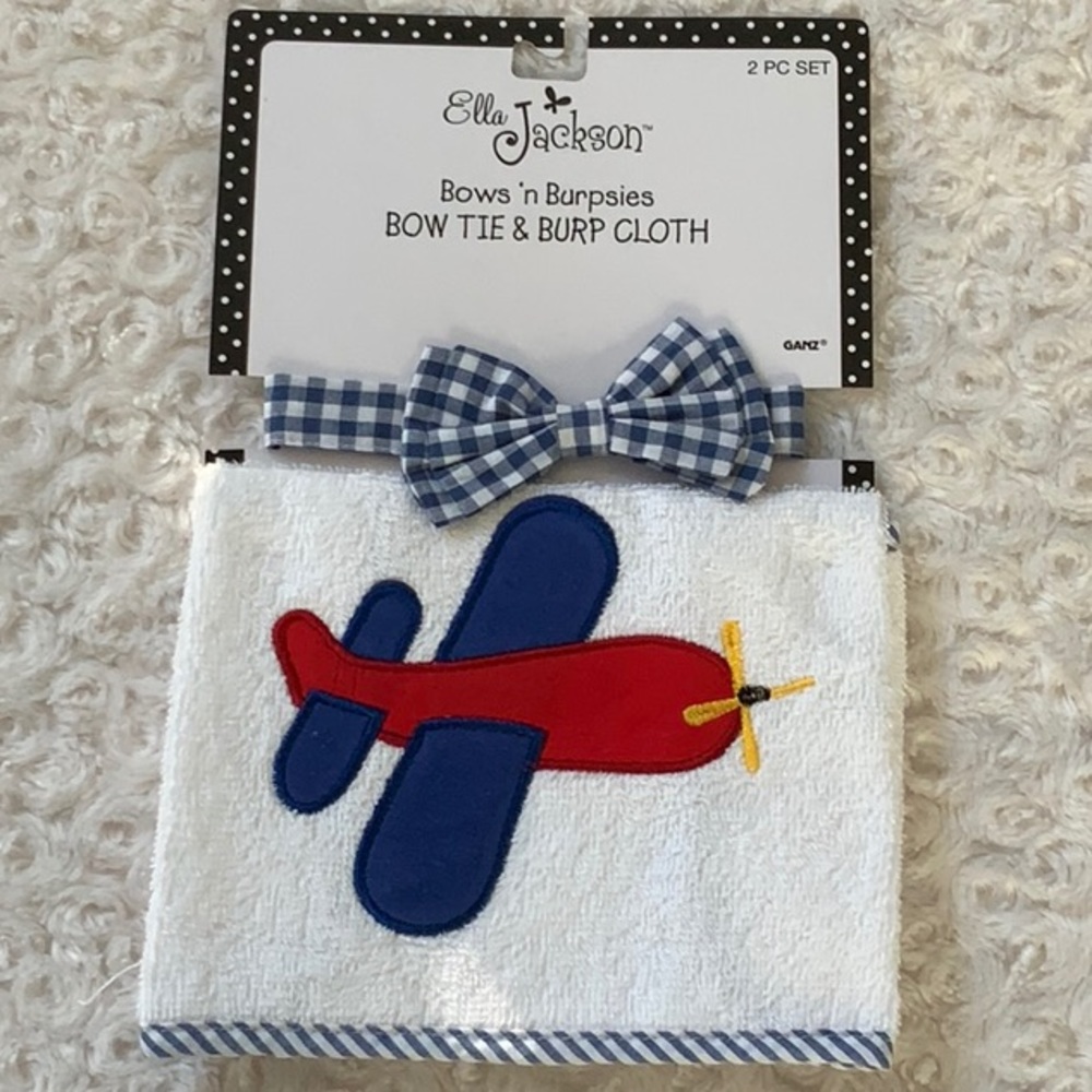 NWT Bow Tie And Burb Cloth Airplane Set